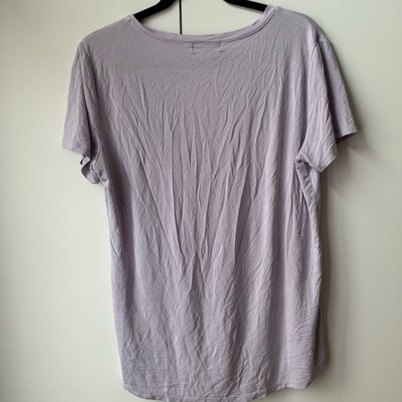 T-Shirt - Picture 2 of 3